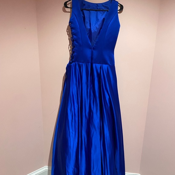 JOVANI silk gown - Picture 3 of 5